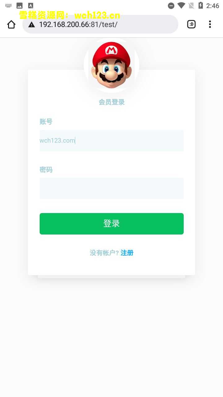 海浪撞击海岸的鸟瞰图。